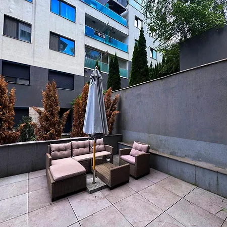 Apartment Luxury B *